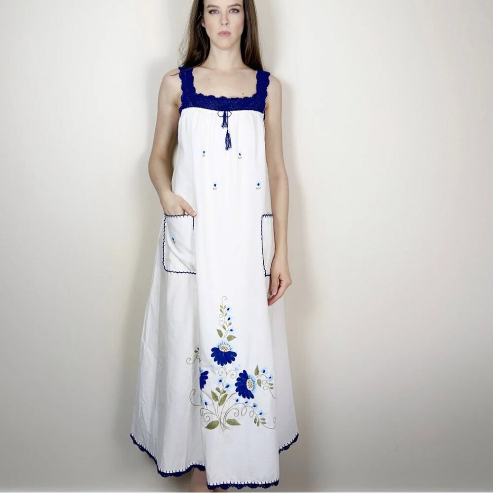 Vintage Embriodered Maxi Dress